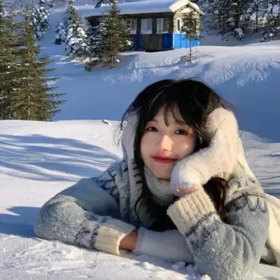黄莉颖